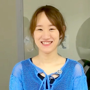 山内 あやね 氏